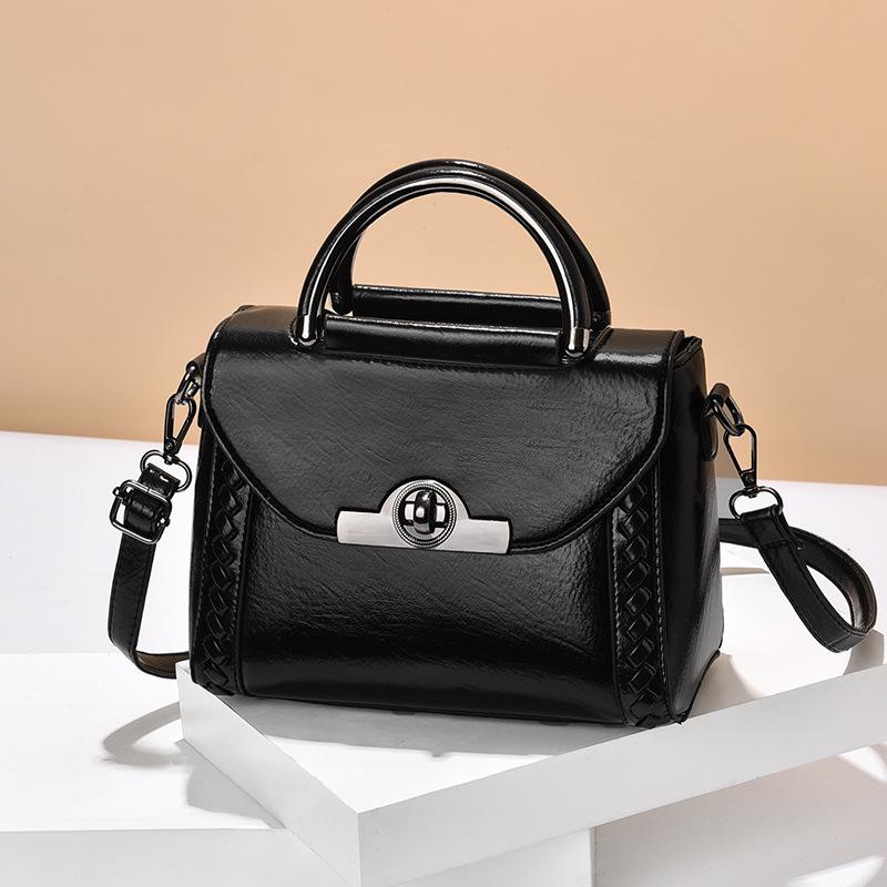 Bag Women's Summer Simple Foreign Texture Women's Handbag 2025 New Trendy Fashion Internet Celebrity Shoulder Messenger Bag