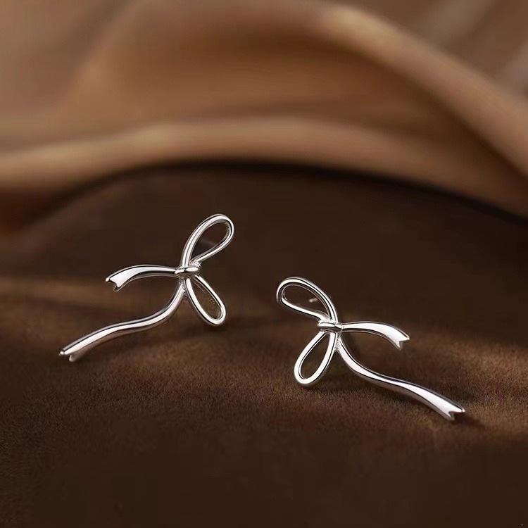 2024 New Luxe Bow Earrings: High-End 925 Sterling Silver Studs for Women