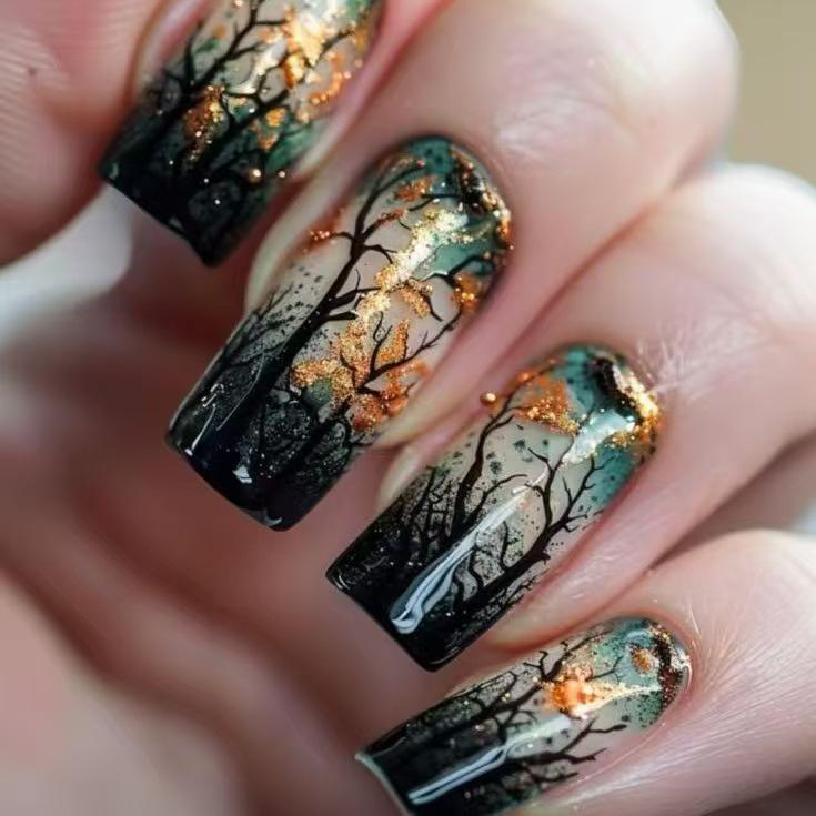 

Twilight Forest Gold Leaf Detachable Nail Art Tips - 24 Pieces No Additional Size Information