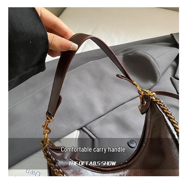 Korean Style Retro Handbag: High-End Fashion Shoulder Bag for Trendy, Versatile Commuter