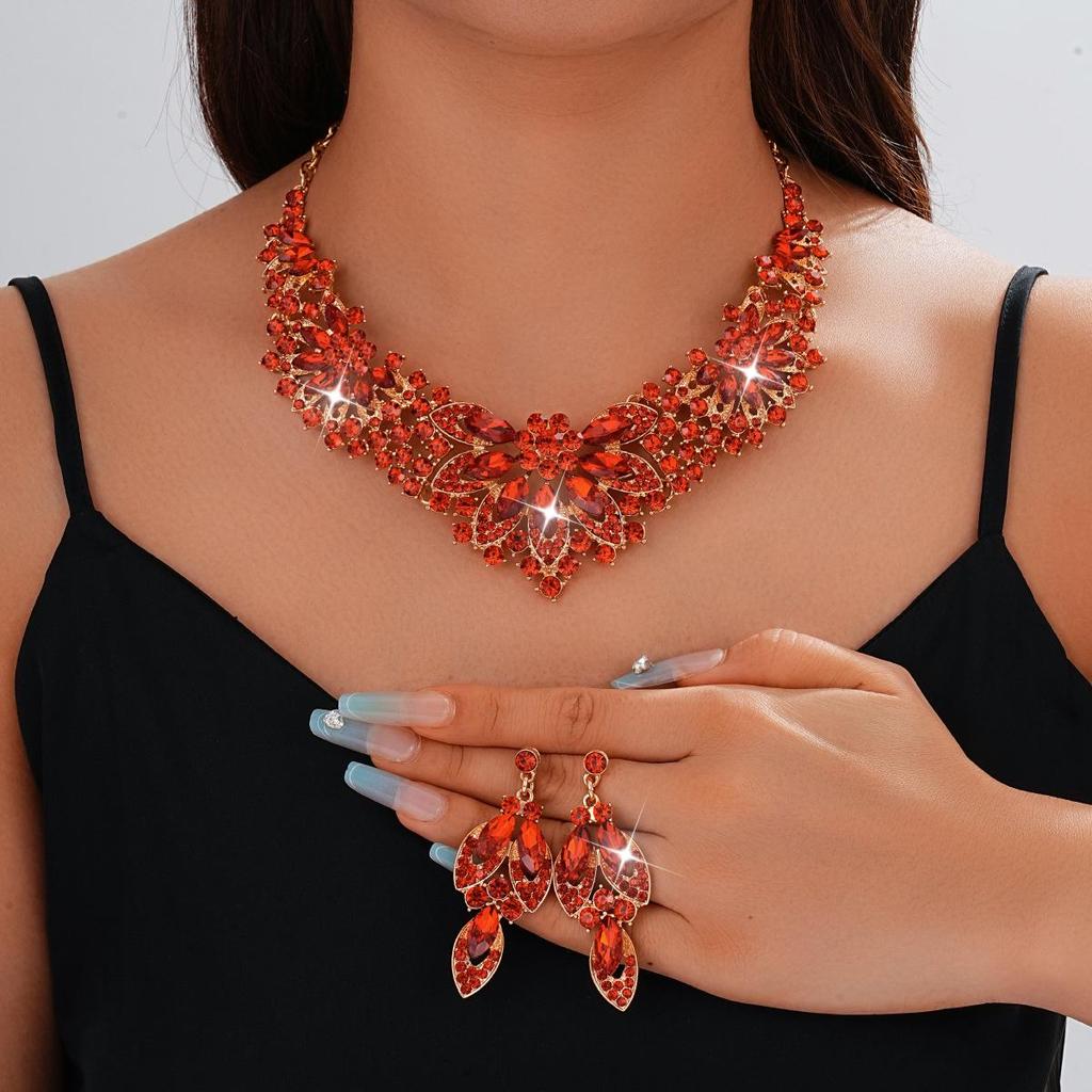 European & American Bridal Jewelry Set - Elegant High-End Fashion Necklace & Accessories