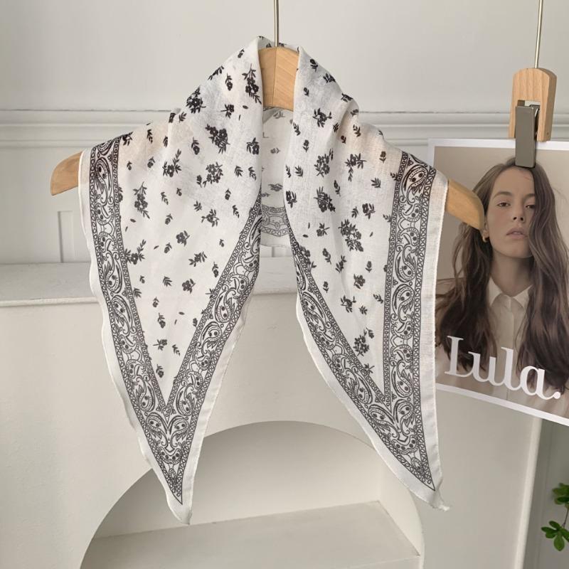 Cashew Flower Silk Scarf, Scarf, New Retro Headscarf, Headband, Jeans, Waist Accessories, Triangular Scarf, Waist Fart Curtain.