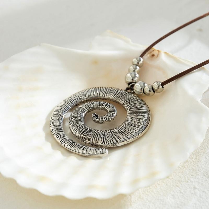 Alloy Starfish Seashells Necklace Vacation Style Conch Pendant Choker Necklace Starfish Collar Choker Unique Jewelry