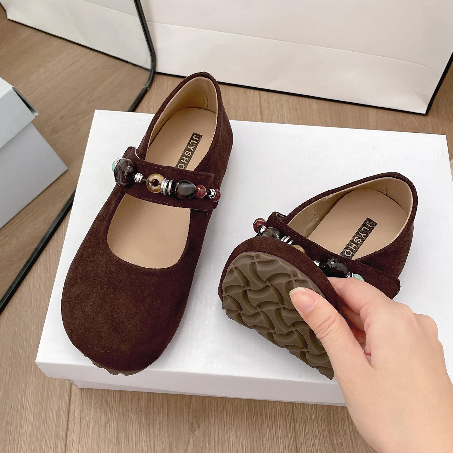 

Retro French round head shallow mouth flat sole shoes women s 2025 new autumn versatile skirt Mary Jane shoes 35 коричневый