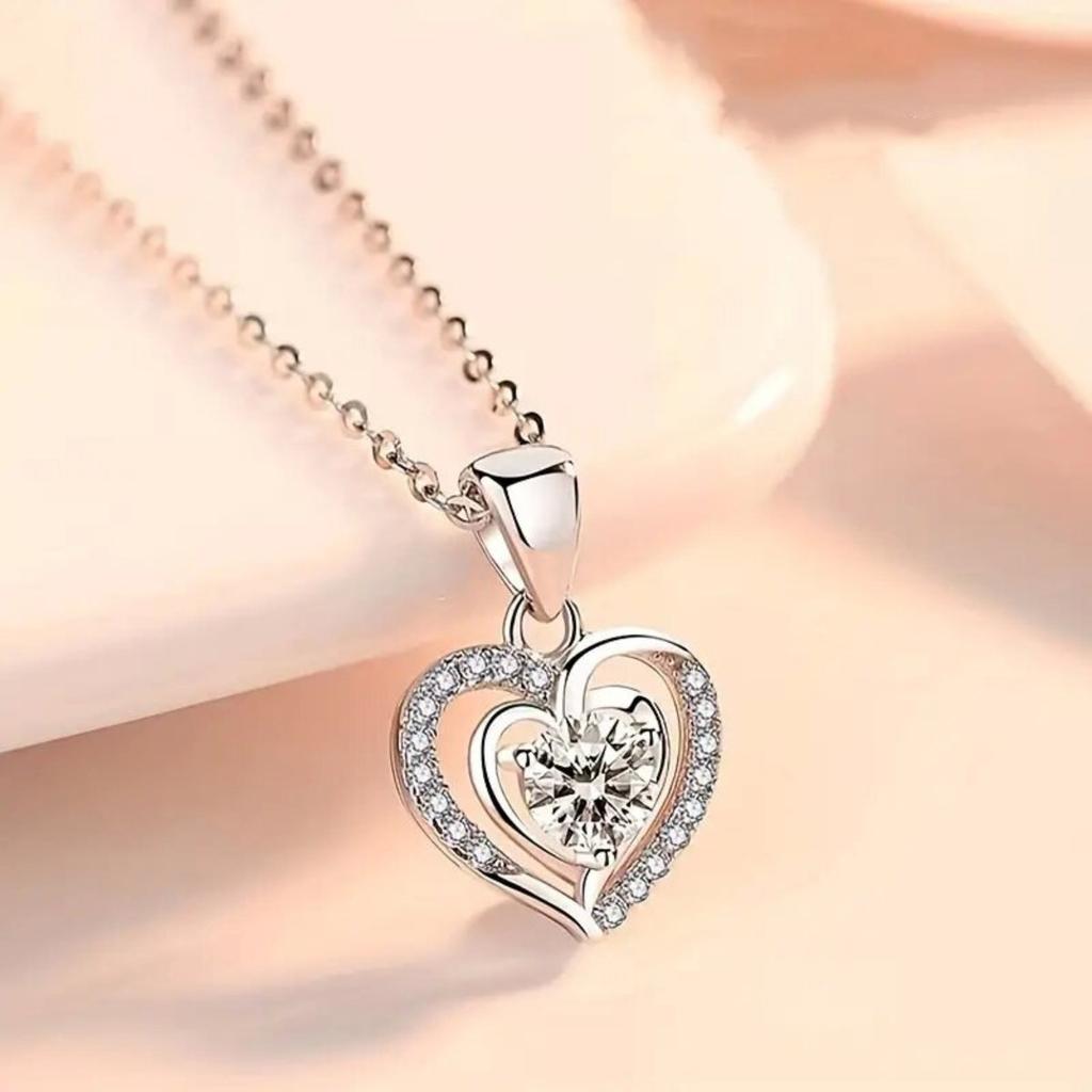 Nested Double Heart Full Paved Border Center Heart Cut Zircon Pendant Women Clavicle Necklace