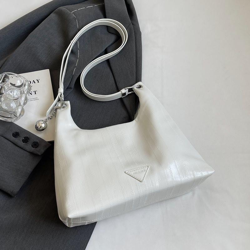 Stylish Silver Minimalist Large Capacity Tote Bag For Casual Everyday Use