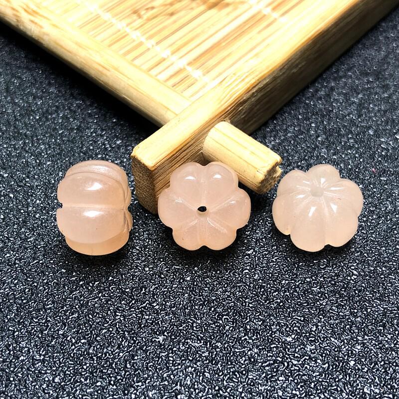 Gold Silk Jade Pumpkin Beads: Round Pendant & DIY Jewelry Accessories