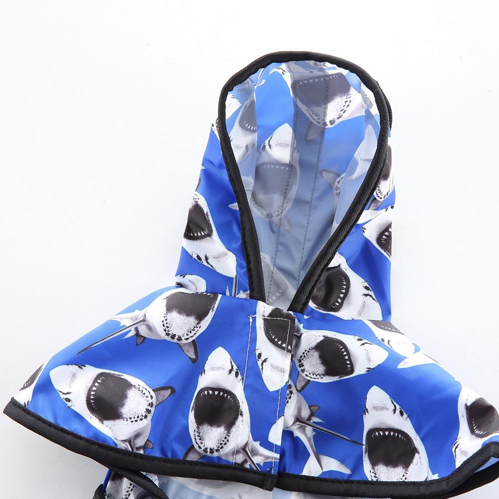 Reflective pet raincoat waterproof, easy to wear and does not block the line of sight, go out to wear cat dog raincoat poncho