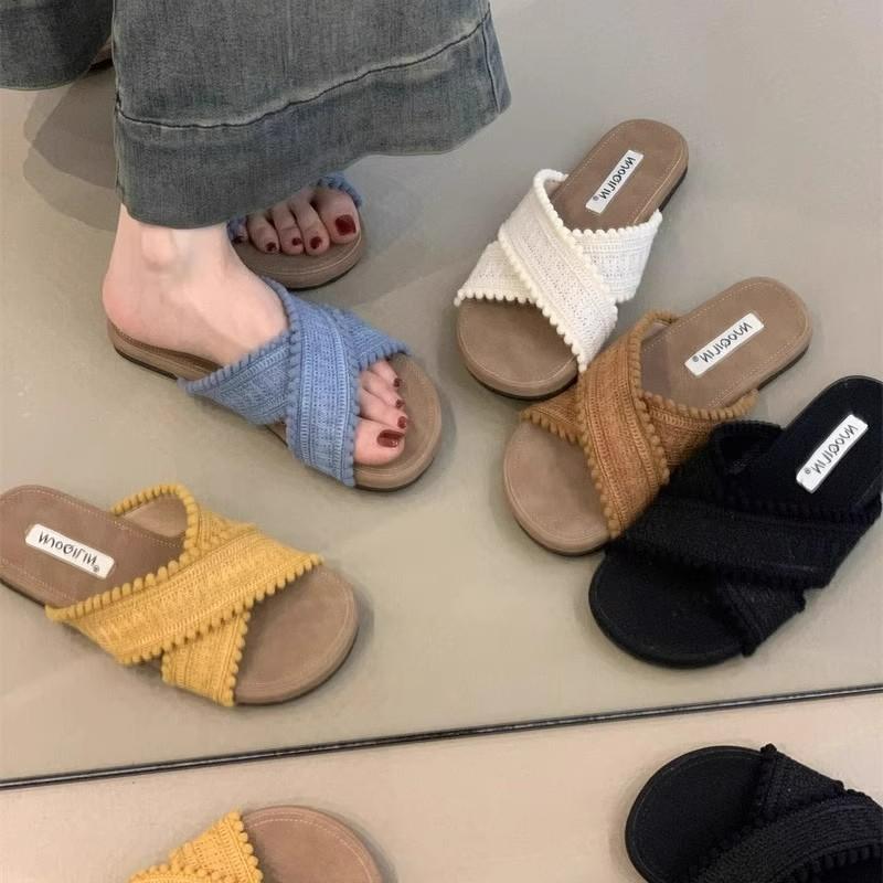 Ethnic Style Cool Slippers Women's 2025 Summer New Retro Woven Bohemian Style Student Flat Beach Sandals