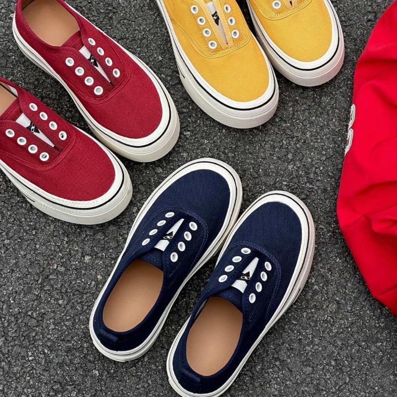 Leather one-pedal white shoes heightened platform casual canvas shoes women's spring and autumn new round head sports shoes