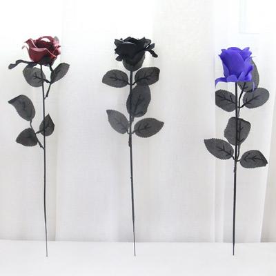 Ev Dekoru – Dekoratif çiçekler ve çelenkler