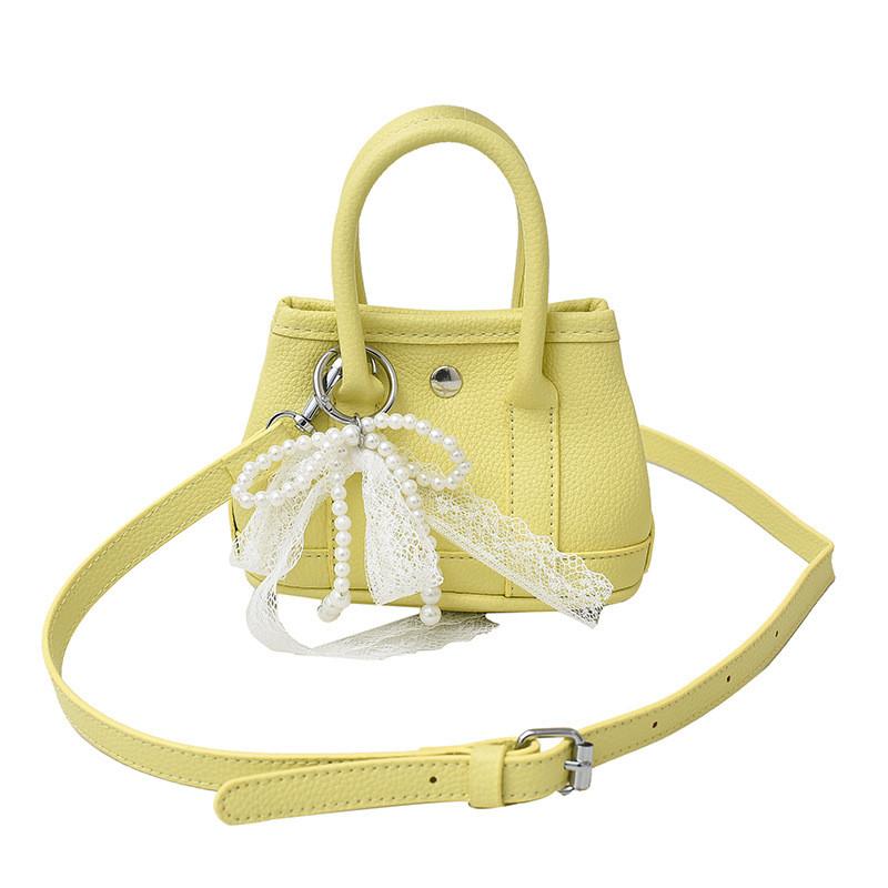 Urban Minimalist Pu Water Bucket Bag With Shoulder Strap For Commuting