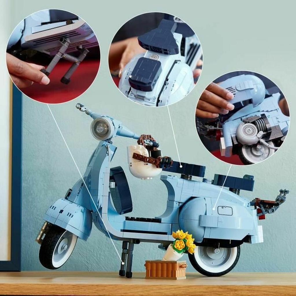 LEGO Icons Vespa 125 Model Kit Pastel Blue