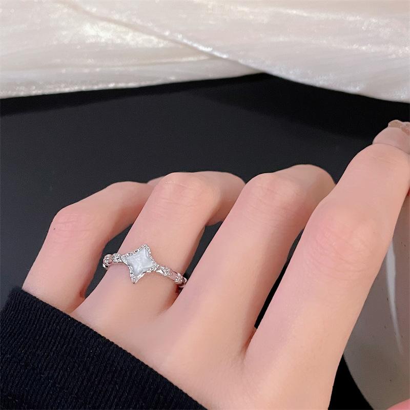 The Same Four-Leaf Clover Open Ring Niche Design Drop Glaze Light Luxury High-End Sense Personalized Ring Woman