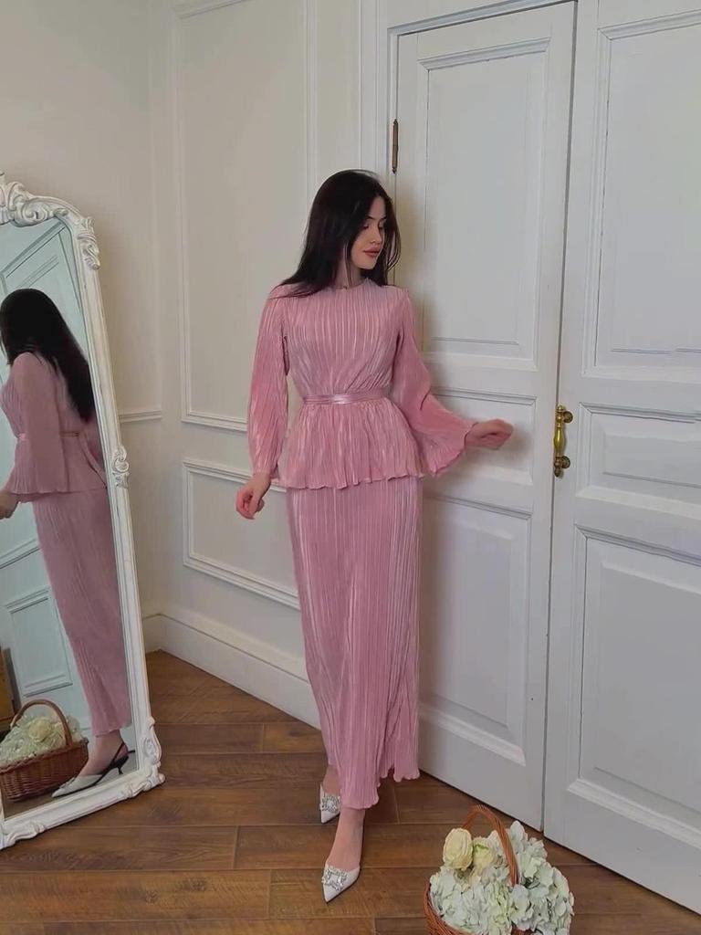 2024 European & American Style Pleated Skirt Suit: Lightweight, Fresh, Airy, Perfect for Summer Commuting