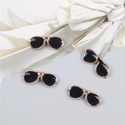 12 Piezas Casa de Muñecas Miniatura Simulación Resina Modelo Gafas de Sol Carcasa de Teléfono Accesorios DIY
