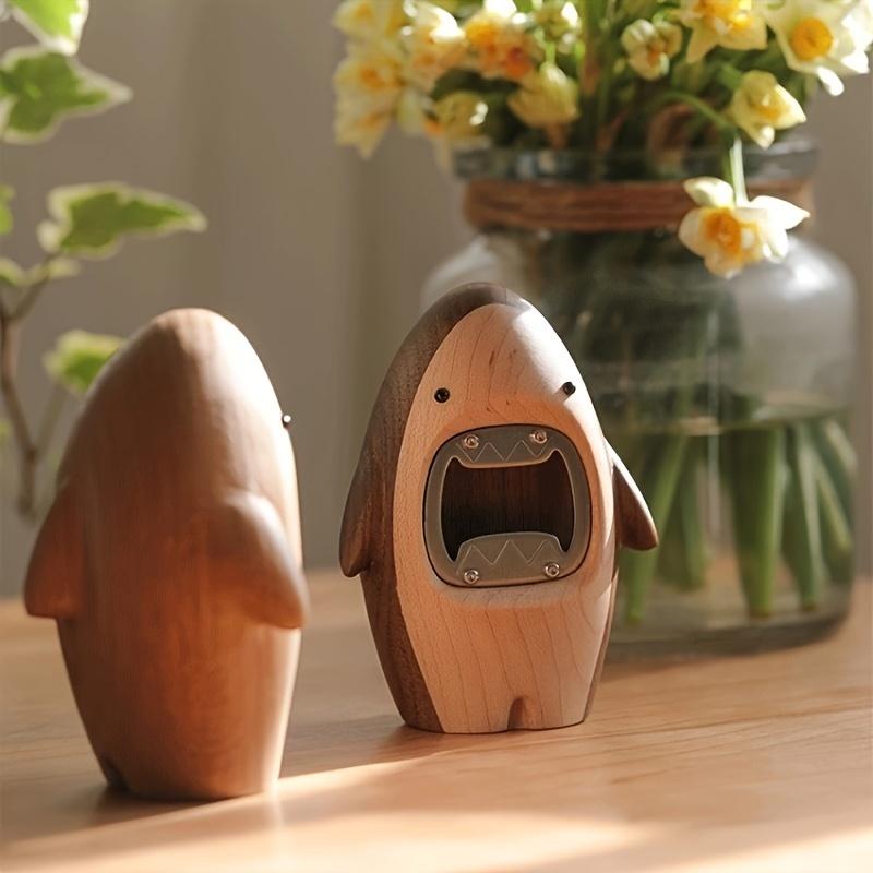 Solid Wood Shark-Shaped Beer Bottle Opener ,Cute Standing Desk Decor, Creative Manual Operation, Ideal for Kitchen and Dining Use, Beer Accessories
