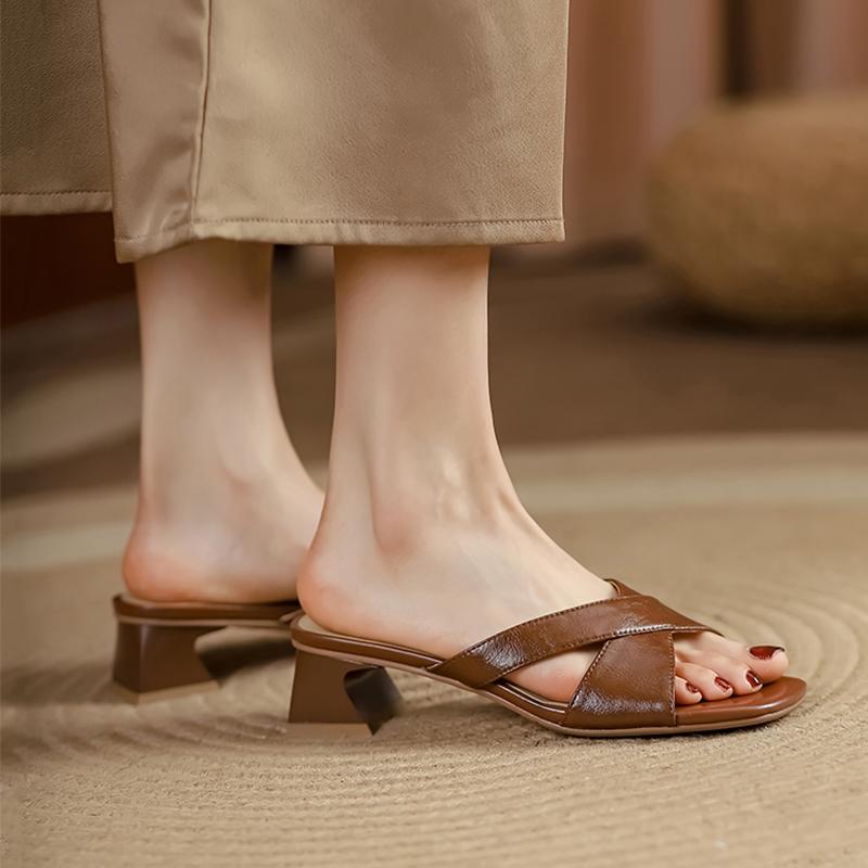 Women Slippers Summer Chunky Fashion Sexy Sandals New Trend Low Heels Shoes Ladies Casual Flip -Flops Slingback Women Slides