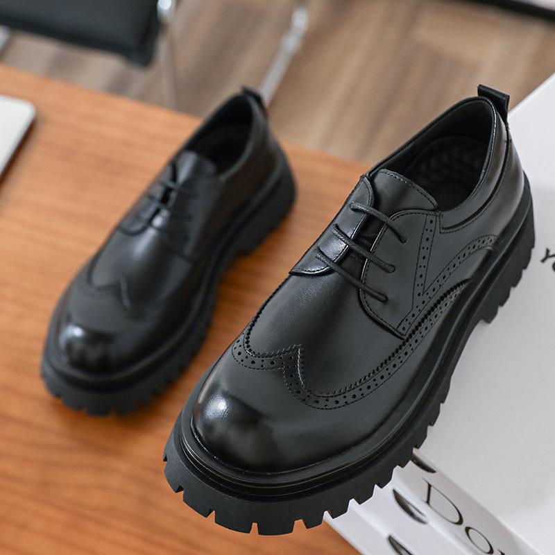 Men's Shoes 2026 Thick Soled Height Increasing Carved Shoes British Style Block Leather Shoes Winter Casual Shoes Suit Shoes
