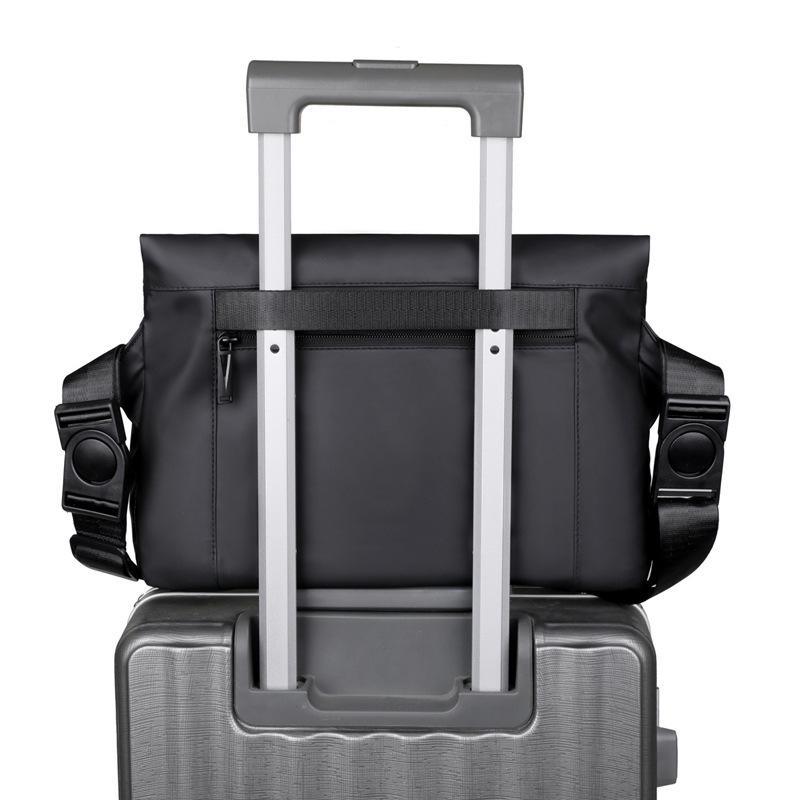 Nordic Minimalist Men's Leather Crossbody Briefcase – Trendy Shoulder Bag for Business Commute