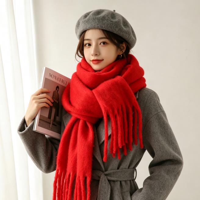 High-end scarf women's winter atmosphere versatile thickened Maillard new Korean version mohair fringed scarf tide