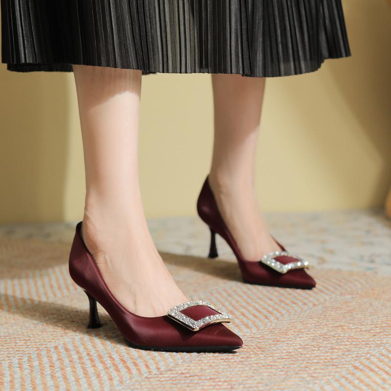 

Легкая роскошь, стразы, квадратная пряжка, туфли на высоком каблуке, женские, острый носок, тонкий каблук, овечья кожа, туфли-лодочки, темпераментные, модные, с мелким вырезом, весна 39