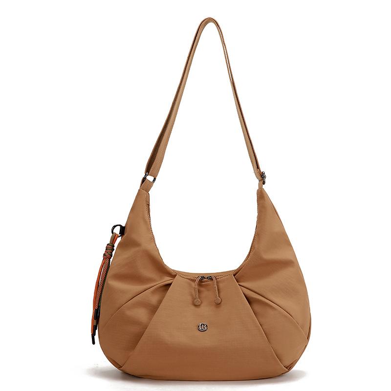 2026 Summer Women's Lightweight Nylon Crossbody Bag - Large Capacity, Simple, Casual, Commuting Style