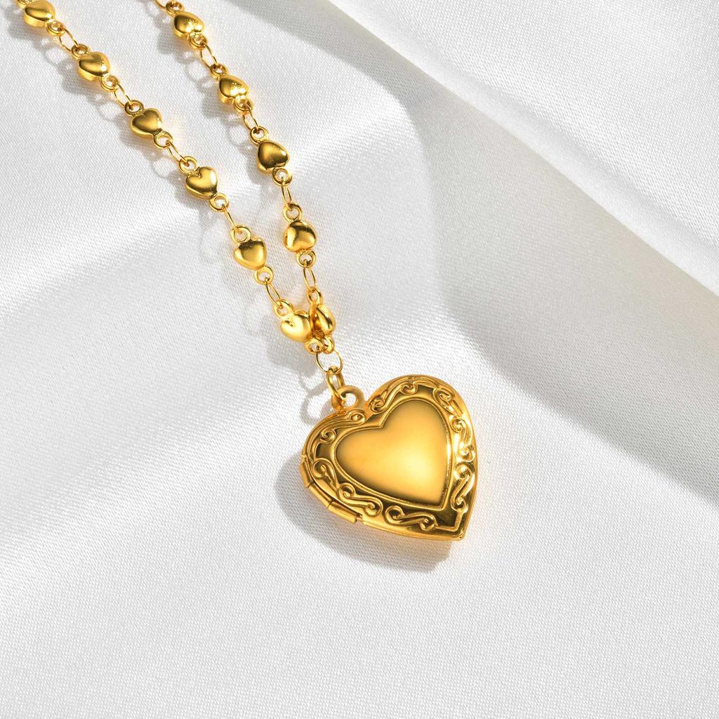Romantic Heart Locket Pendant for Women Stainless Steel Photo Frame Openable Necklace Heart Chain Necklaces Charm Jewelry Gift