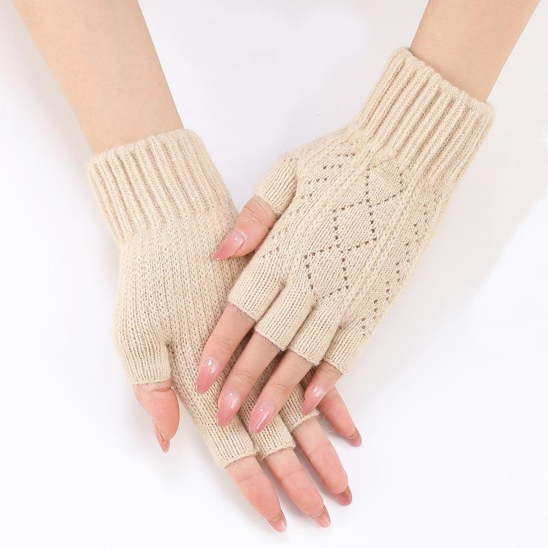 Botvotee Y2k Accessories Sleeves for Women Arm Warmers Fashion Pink Winter Warm Knit Half Finger Gloves Cute With Fourchettes