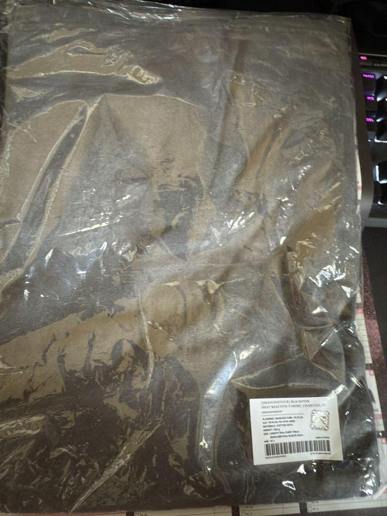 [USED] BLACKPINK HEAT REACTIVE T-SHIRT Charcoal XL
