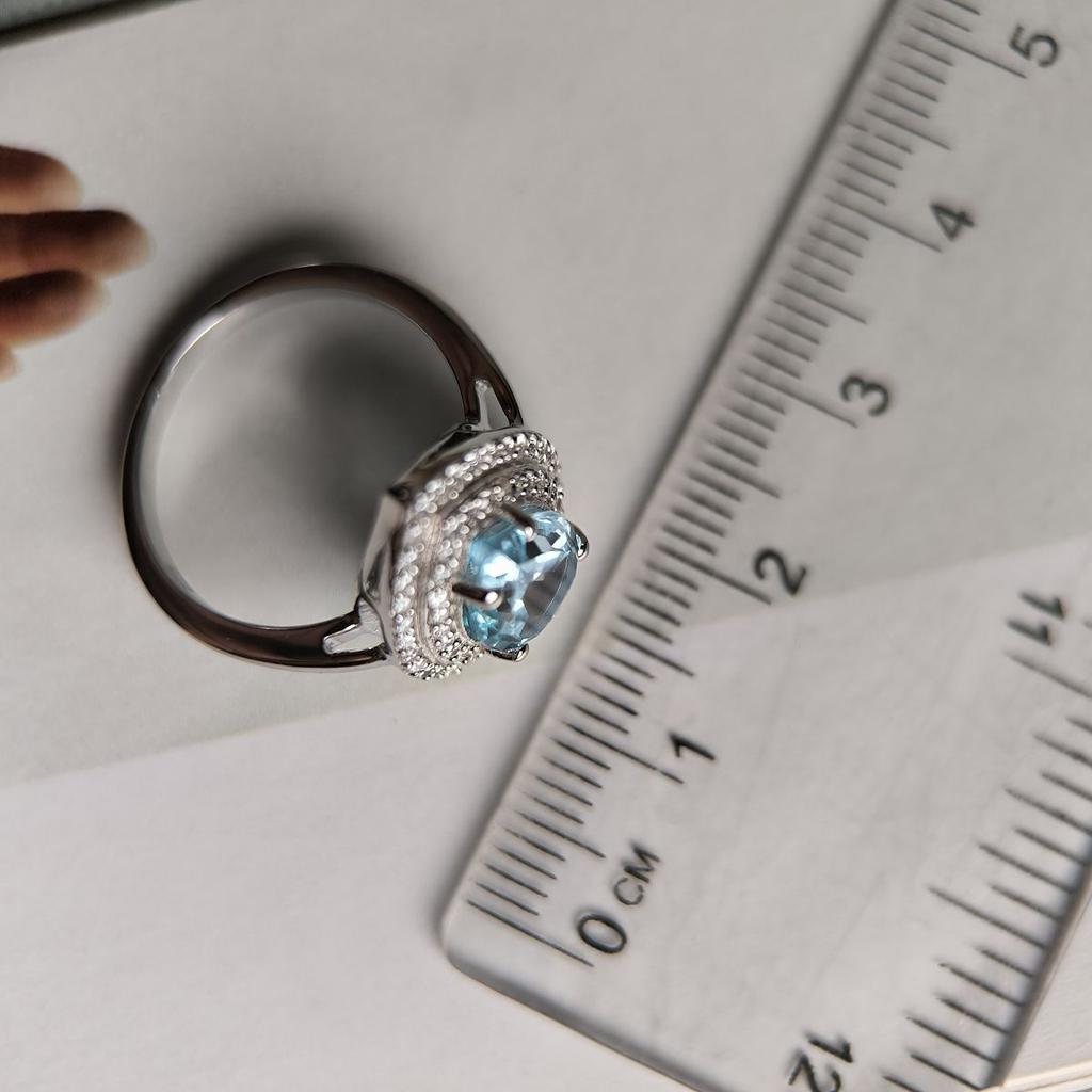 Silver Ring with Natural Topaz 2.958ct, Item Weight 3.46 G (2179573)