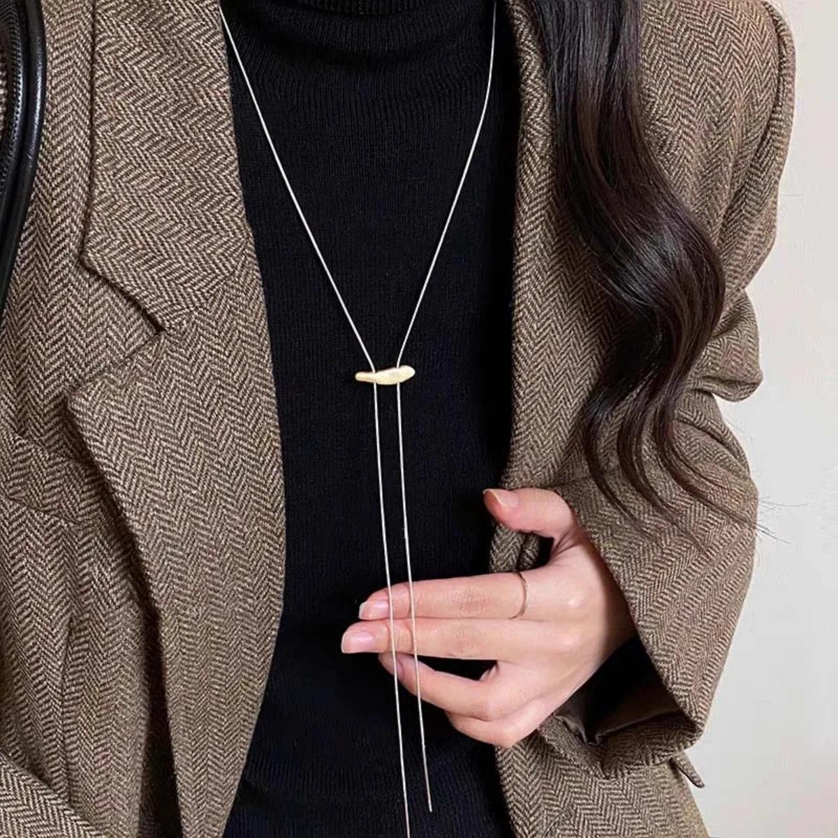 

LATS Fashion Minimalist Long Pull Necklaces for Women Luxury Elegant Copper Color Matte Snake Bone Chain Necklace Zircon Gift