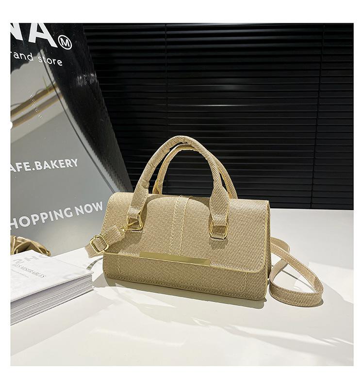 

Elegant texture and versatile temperament small square bag handbag women s new niche commuter shoulder messenger women s bag this year хаки