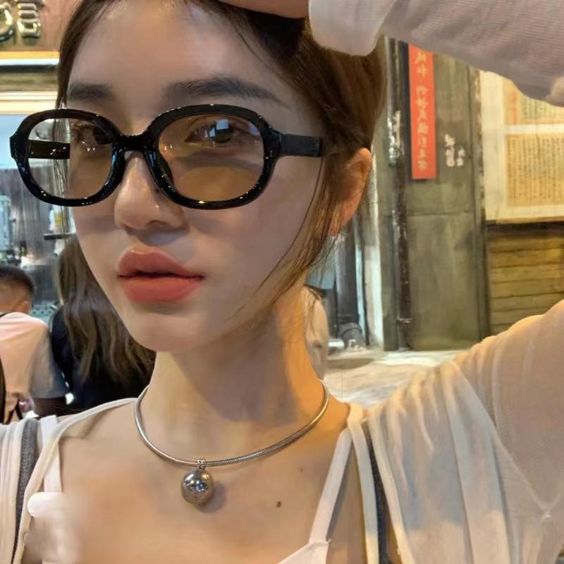 Korean Style Sunglasses Women New Stylish Uv400 Protection Sun Glass For Men Travelling Mountaineering Female Sunglass