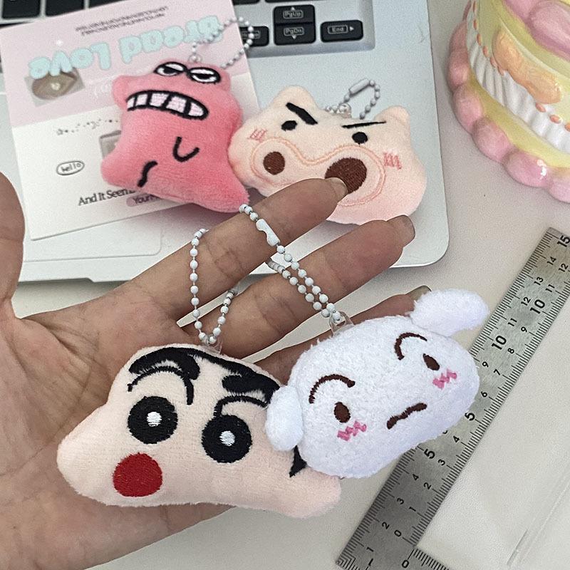 Lustiger Verspielter Crayon Shin-Chan Plüschanhänger Niedliche Schlüsselanhänger-Accessoires Taschenornament Reizende Puppe Schlüsselring Geschenk
