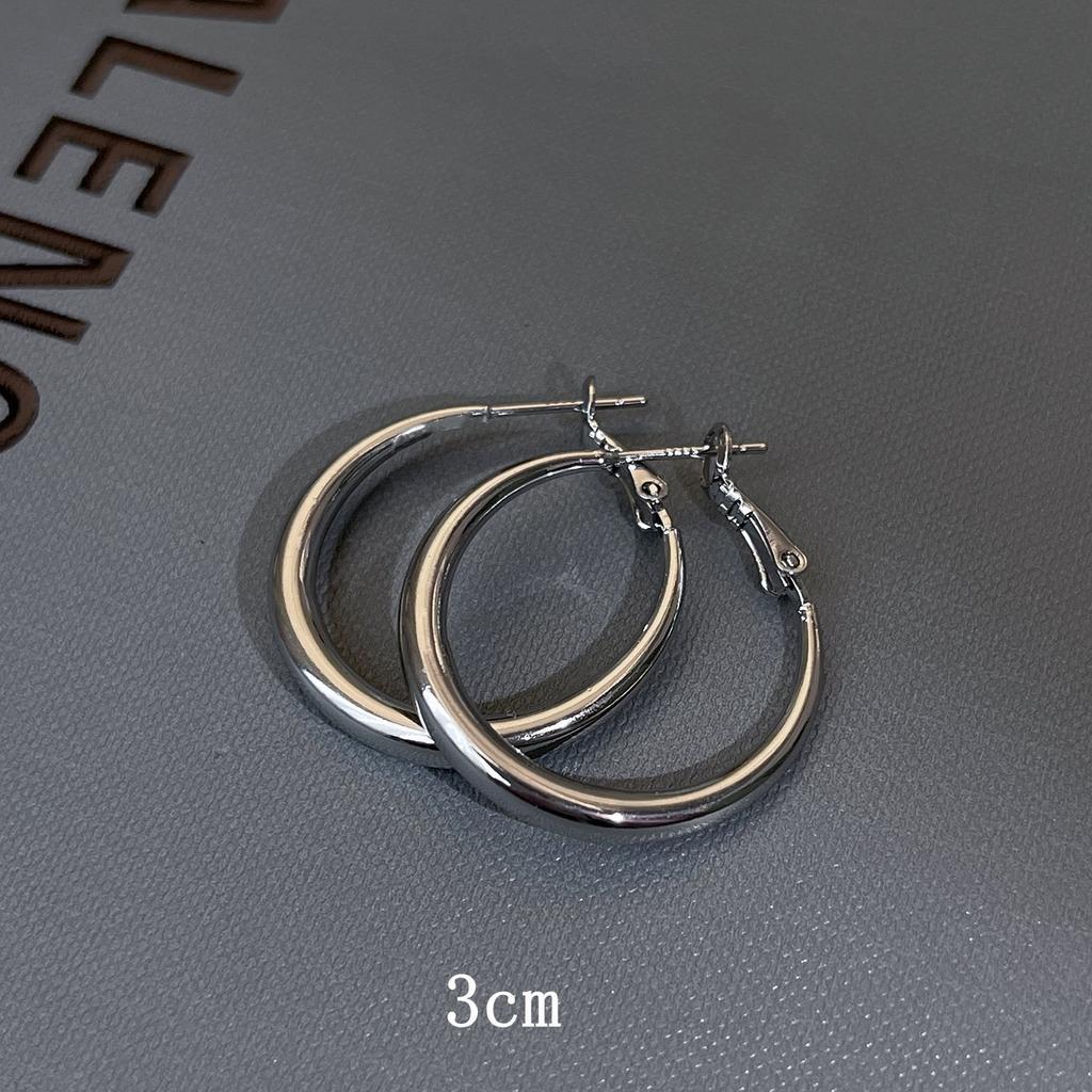 Cold Wind Plain Ring Earrings, Retro Circle Niche Temperament Light Luxury Simple Earrings