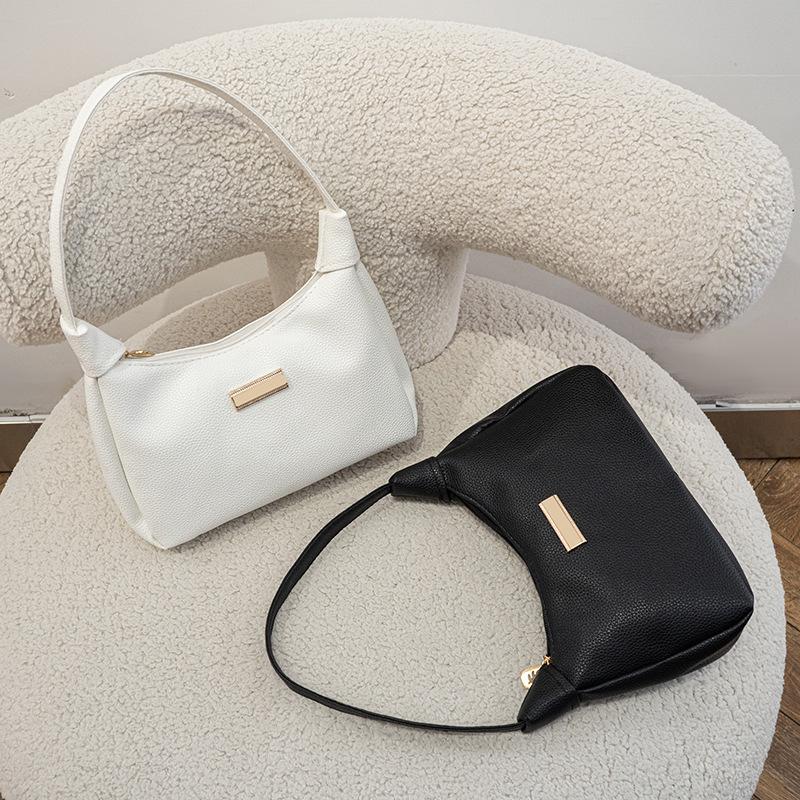 Dámská všestranná taška přes rameno do podpaží dámská kabelka 2023