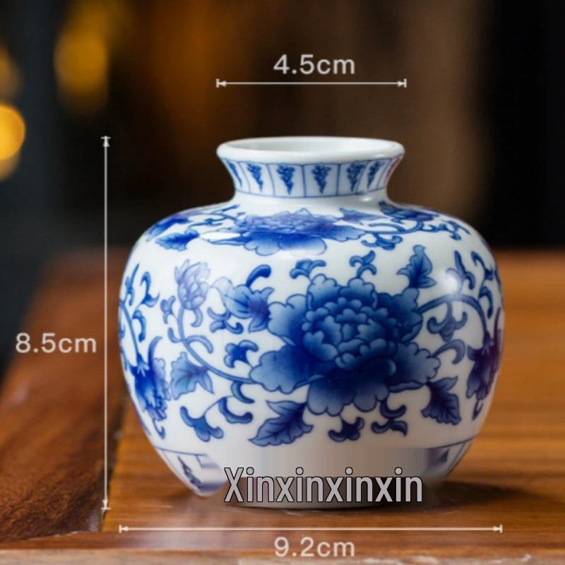 Antique Blue and White Chinese Porcelain Vase - European & American Handicraft for Flower Arrangements