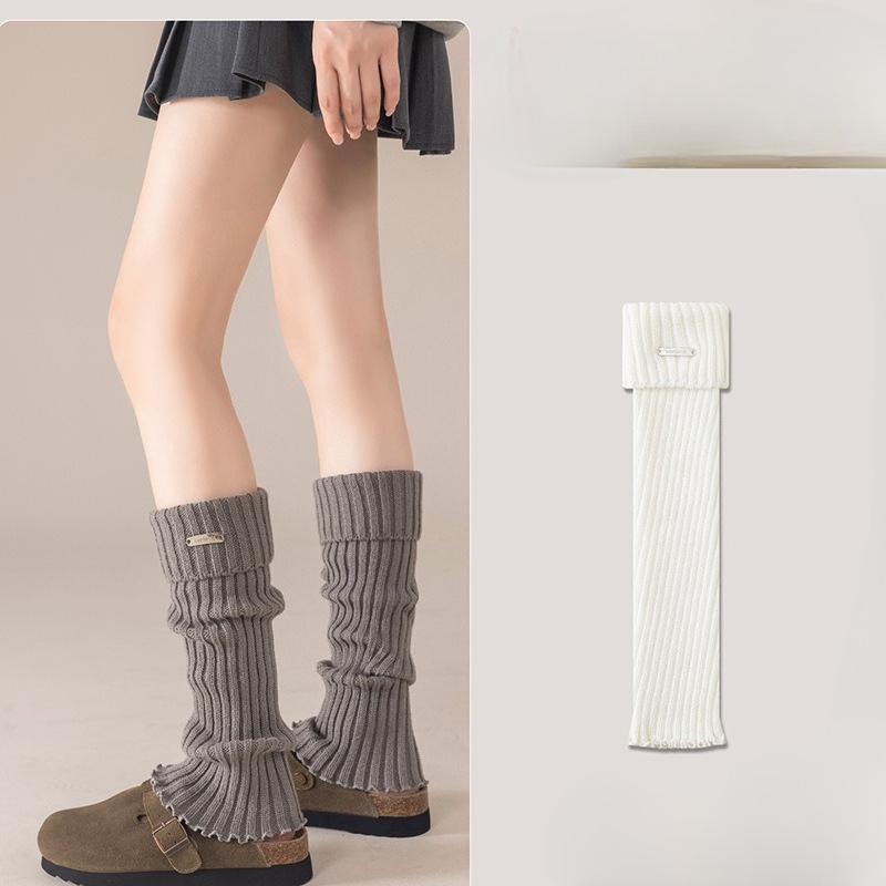 White Knitted Socks for Women in Autumn and Winter, Looking Petite. Mid-calf Leg Covers with Snow Boots, Bokenes and Long Stockings