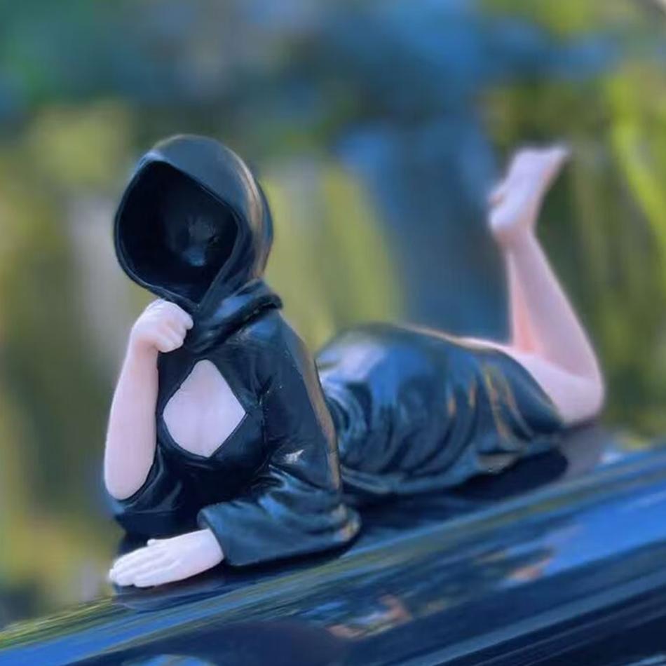 s Black Robe Queen Statues Gothic Statue Mysterious Figure Bookshelf Sculpture Sitting Resin Desktop Ornament Gifts Toys