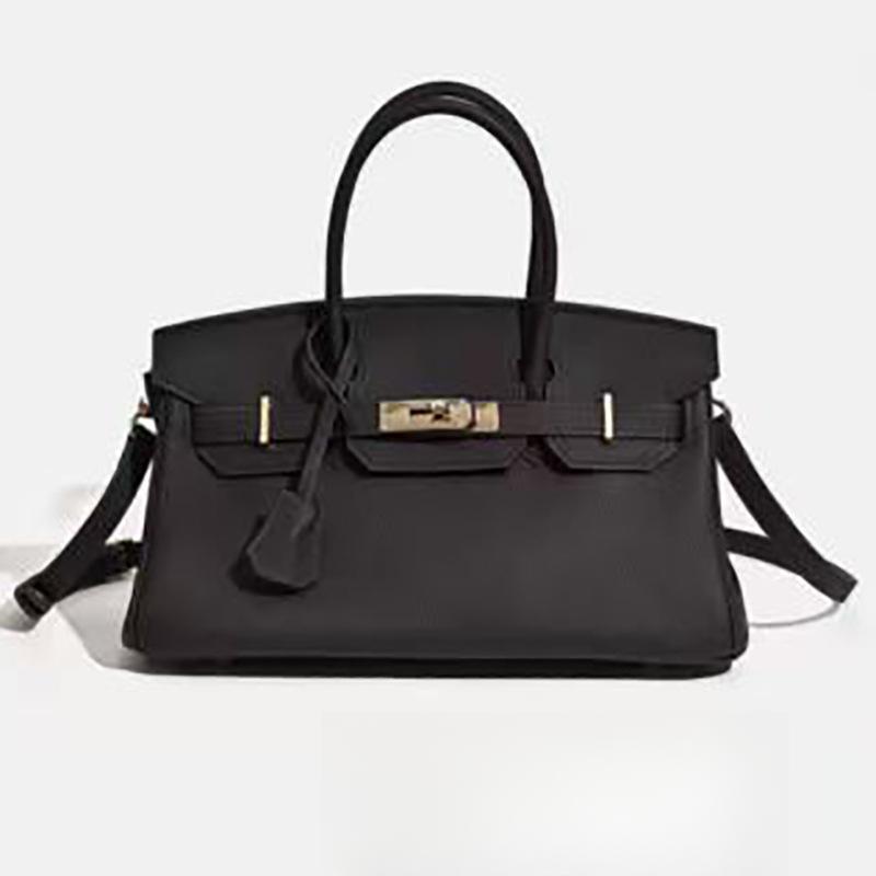 Diese horizontale mehrfarbige Platintasche ist modisch und vielseitig für den Arbeitsweg sowie eine Damen-Umhängetasche.