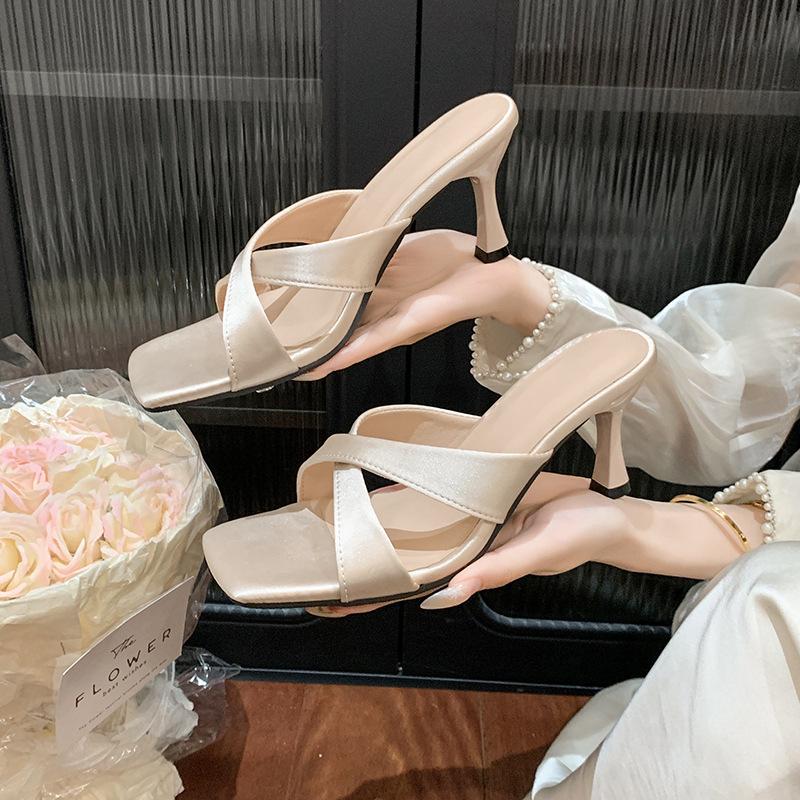 

Туфли на высоком каблуке большого размера с квадратным носком, перекрестными ремешками, на шпильке, модные, для верхней одежды, летние, крутые тапочки женские 42 шампанского