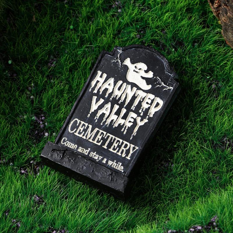

Japanese Halloween Horror Skull Ornaments Tombstone Resin Crafts Ornaments Halloween Garden Tabletop 4*6*2
