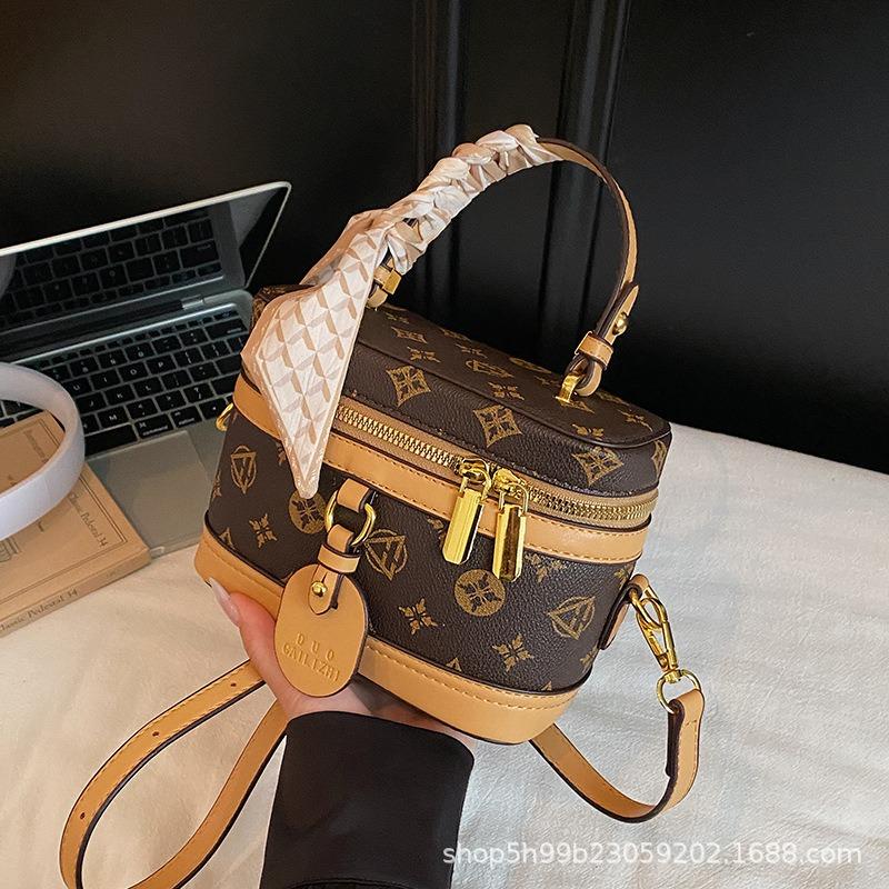 Premium Texture Box Bag Women's Spring and Summer New Women's Fashion Printed Versatile Shoulder Messenger Bag
