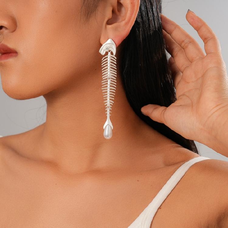 1 Pair Trendy Fishbone Inspired Pearls Earrings Featuring Tassels Design Elegant Accessory for Various Occasion