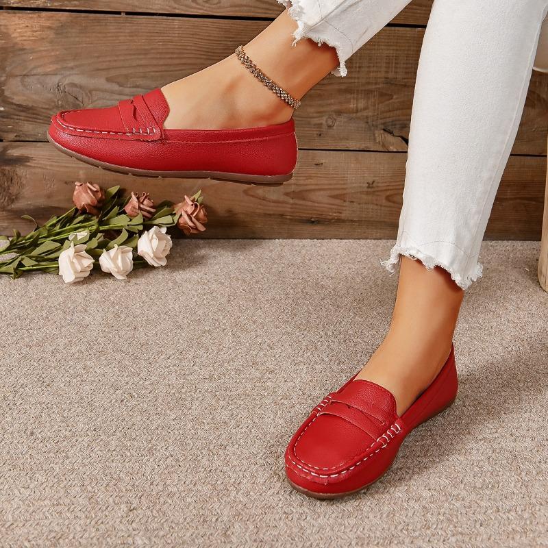 New Style Women Shoes Flats Leather Moccasins Sneakers Woman Casual Shoes Slip-on Loafers Female Boat Shoes Big Size 36-42