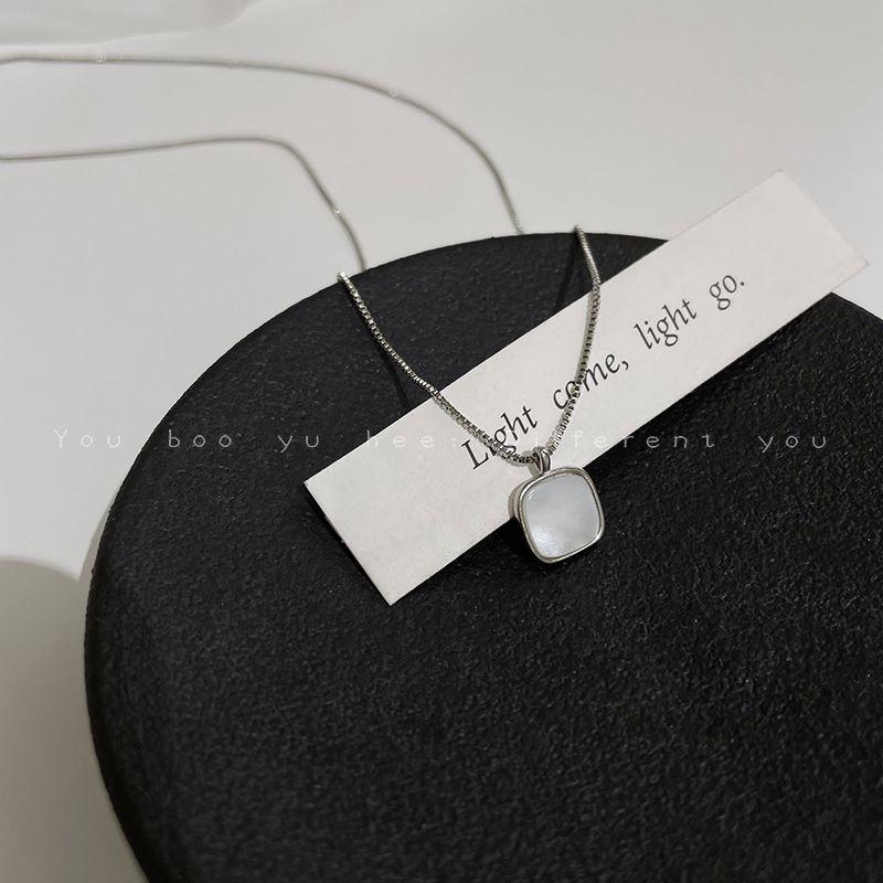 

Niche Style Gold Women s Accessible Luxury Clavicle Chain Elegant Shell Silver Shell necklace