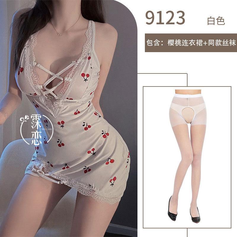 Sex underwear pure girl feeling sexy free small breasts feeling cute pure desire bed robe temptation