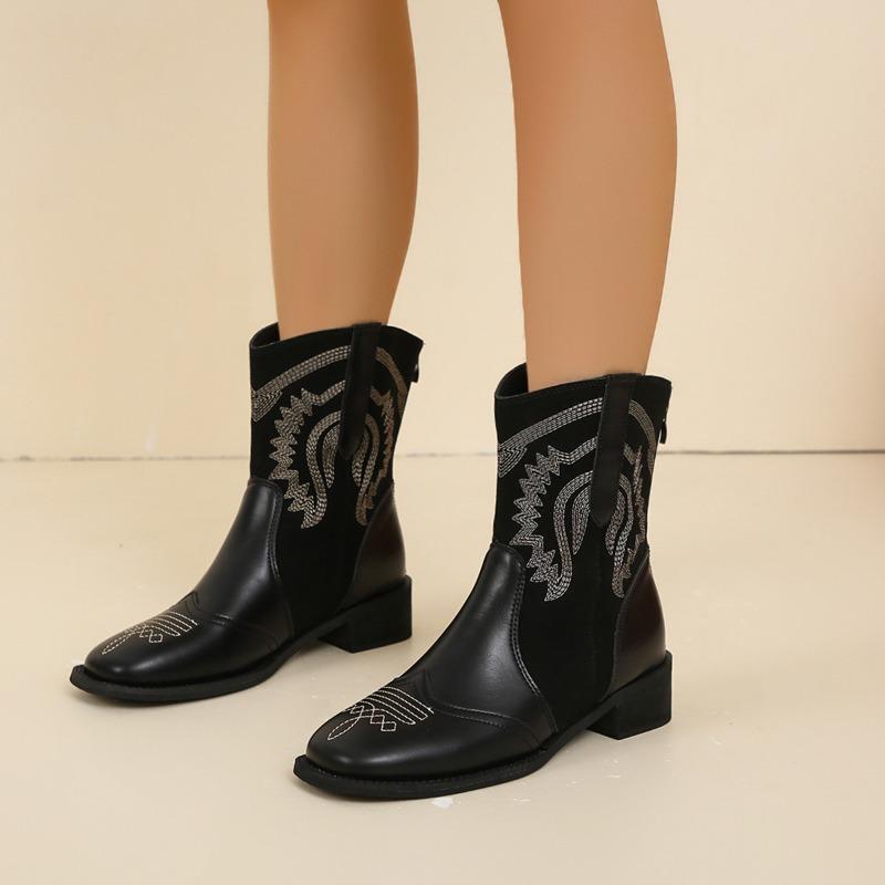 Nnü Retro Square Toe Embroidery Western Boots Women's Autumn and Winter Large Size Foreign Trade Short Boots Block Heel Back Zip Cowboy Boots