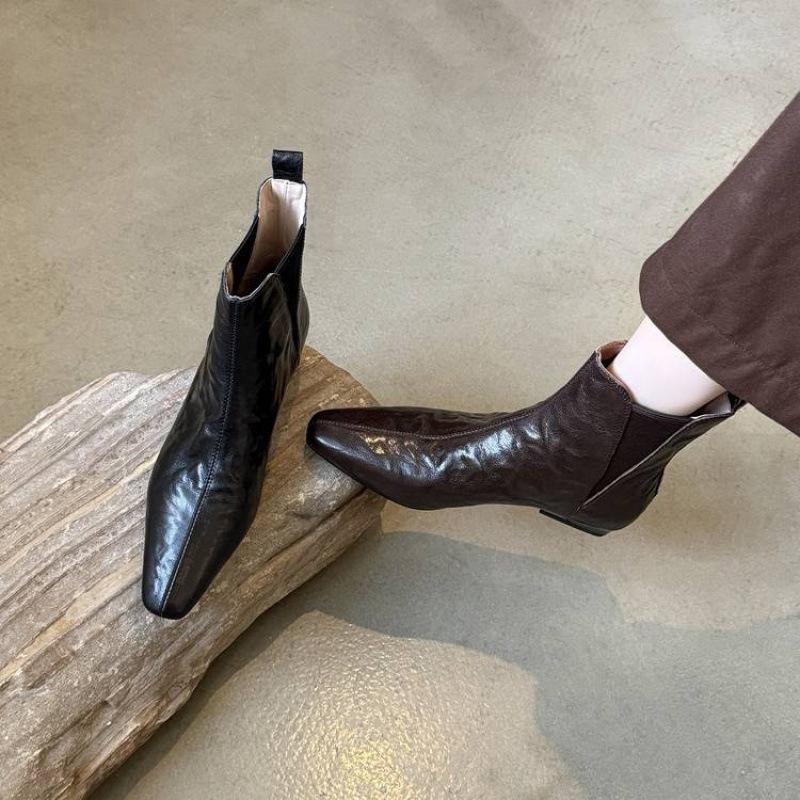 New women's leather shoes medium heel large size women's boots versatile leather Martin boots sleeve comfortable rubber sole medium boots women